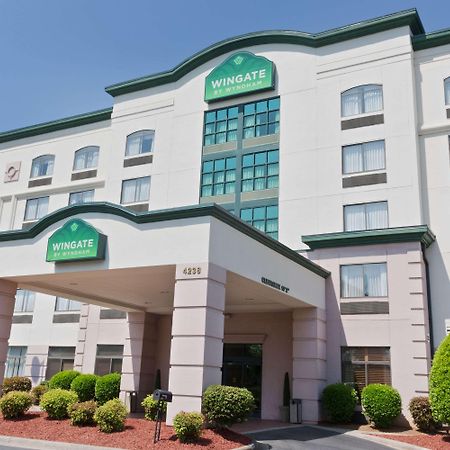 Wingate By Wyndham Charlotte Airport Hotel Екстериор снимка